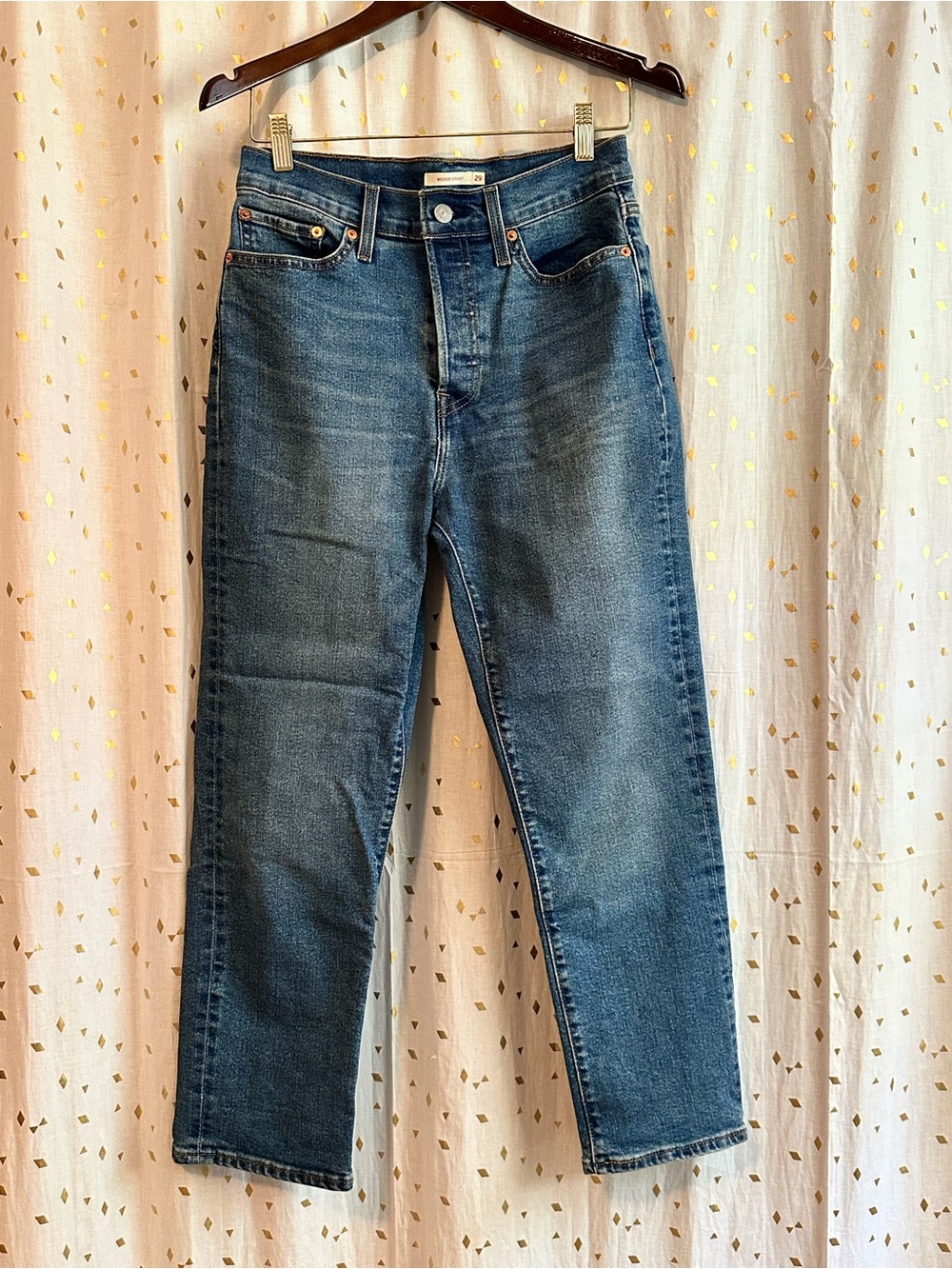 Levi’s Women’s Wedgie Straight Jeans